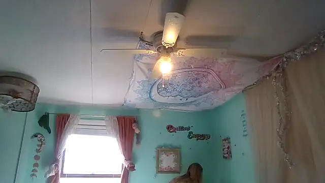 hunybunz69 online show from 03/15/25, 03:59