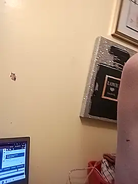 hunybunz69 online show from 03/20/25, 12:22