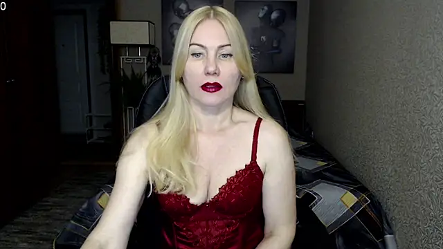 Snapshot of _Mire11a69 chatting on 02/11/25, 02:02  Mire11a69 online show from 02/11/25, 02:02