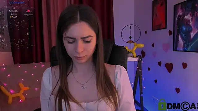 flora ri online show from 02/14/25, 09:32