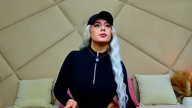 ChloeFrost online show from 02/09/26, 06:17