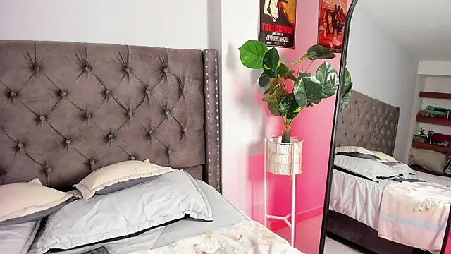 Savannah Cameron online show from 02/28/25, 12:31