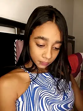 Zoe Sweett18 online show from 03/24/26, 12:26