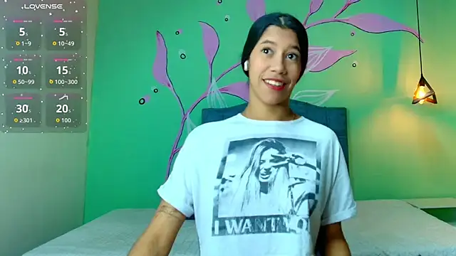 Connie Bell online show from 10/21/25, 07:25