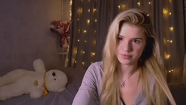 Melissa smith  online show from 10/10/25, 11:15