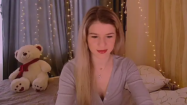 Snapshot of Melissa_smith_ chatting on 02/13/26, 12:56 Melissa smith online show from 02/13/26, 12:56