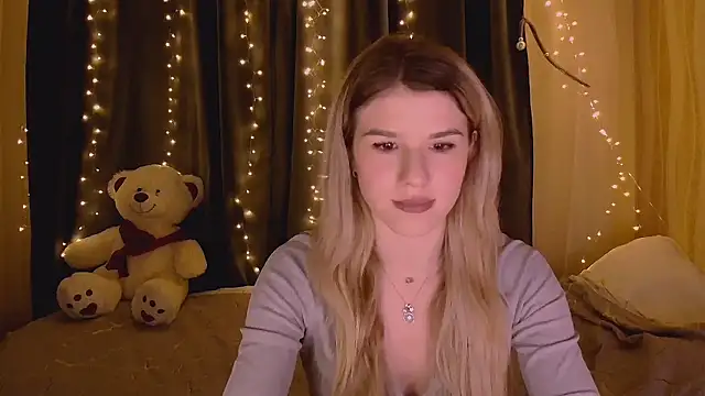 Snapshot of Melissa_smith_ chatting on 02/15/26, 08:27 Melissa smith online show from 02/15/26, 08:27