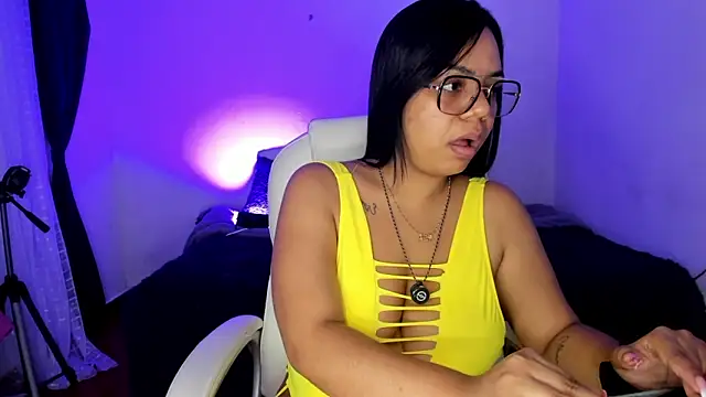 Snapshot of ashanty_b5 chatting on 03/07/26, 02:41 ashanty b5 online show from 03/07/26, 02:41