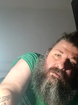 Snapshot of catullo14 chatting on 05/05/26, 12:24 catullo14 online show from 05/05/26, 12:24