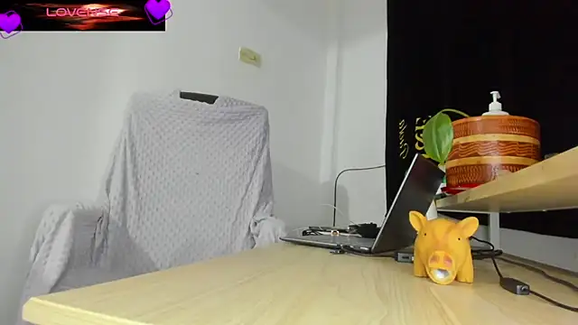 VioletParkker online show from 03/28/26, 02:33