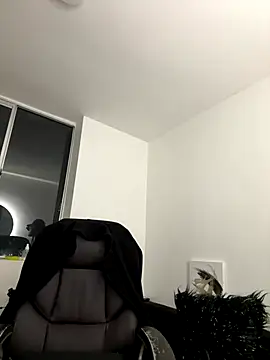 Michell sr online show from 10/05/25, 01:26