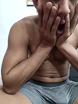 owen2992 online show from 04/11/26, 12:48