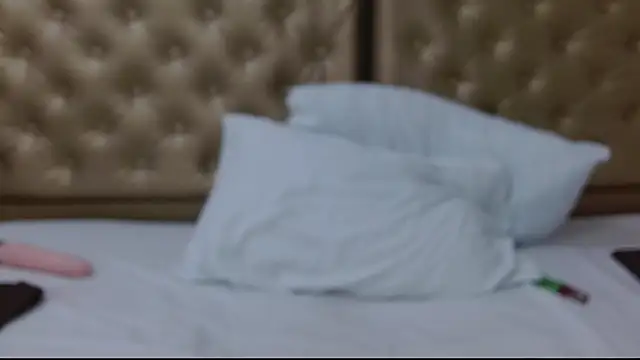 sweet cherryy1 online show from 02/18/25, 03:43