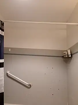 Sylvanos34000 online show from 04/17/26, 12:24