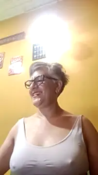 ilonna2025 online show from 01/28/25, 03:15