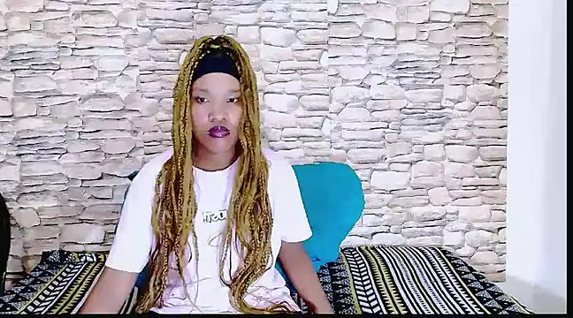 EroticSexyPrada online show from 03/03/25, 03:42