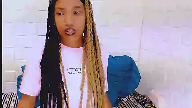 EroticSexyPrada online show from 03/19/25, 07:17