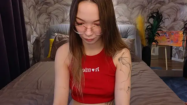 SusannJohnson online show from 09/15/25, 12:21