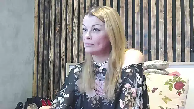 Kisi Lovi online show from 02/20/26, 11:54