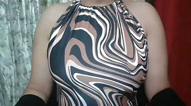 Snapshot of Heavenly_Gurl chatting on 03/15/25, 10:03 Heavenly Gurl online show from 03/15/25, 10:03