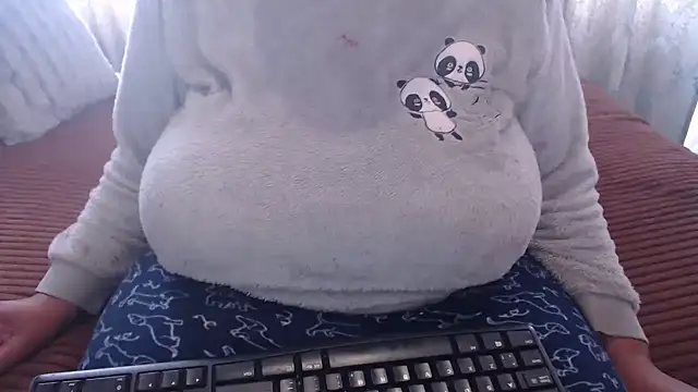 BUBBLYBUNNYxx online show from 05/22/26, 09:59