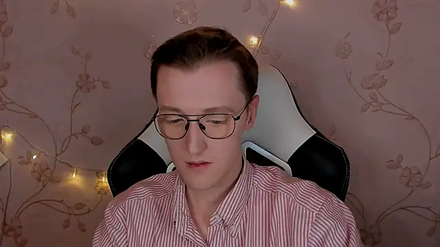 Snapshot of BlondiePrins chatting on 01/17/25, 04:26 BlondiePrins online show from 01/17/25, 04:26