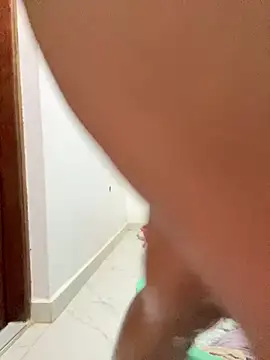 madell online show from 02/11/25, 06:22