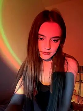 Snapshot of RayWillliams chatting on 11/15/25, 09:11 RayWillliams online show from 11/15/25, 09:11