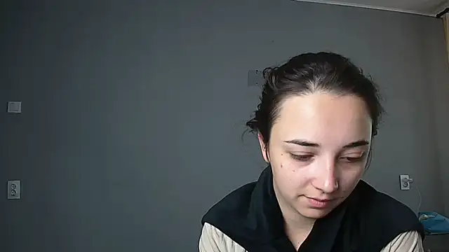 Eva Gloryy online show from 09/16/25, 10:27