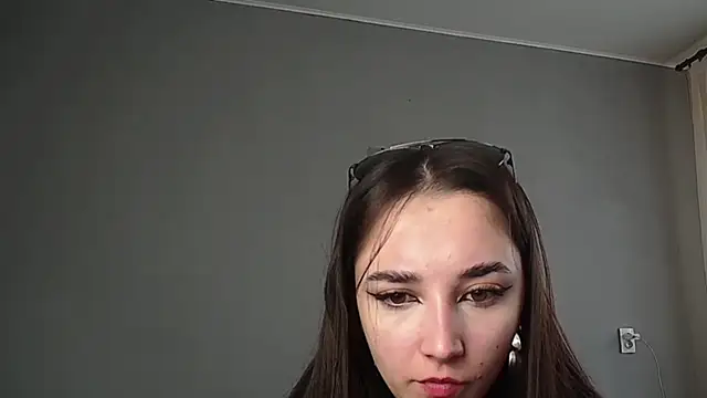 Eva Gloryy online show from 02/27/26, 09:53