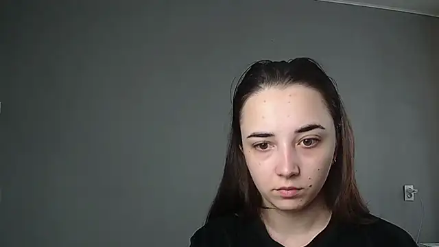 Eva Gloryy online show from 04/16/26, 07:42