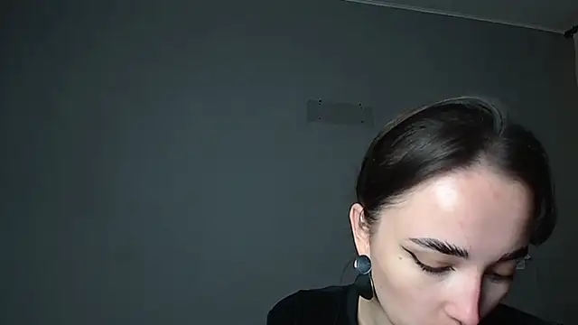 Eva Gloryy online show from 04/29/26, 05:30