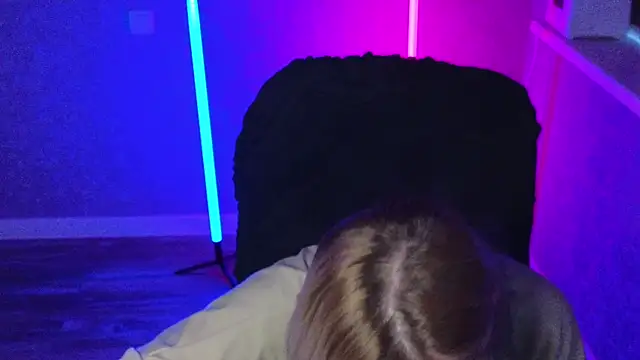 Snapshot of HotBrandyX chatting on 03/06/25, 01:27 HotBrandyX online show from 03/06/25, 01:27