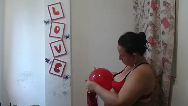 Yohis Kiut25 online show from 02/13/26, 05:31