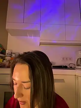 sweetflowers69 online show from 02/28/26, 08:10