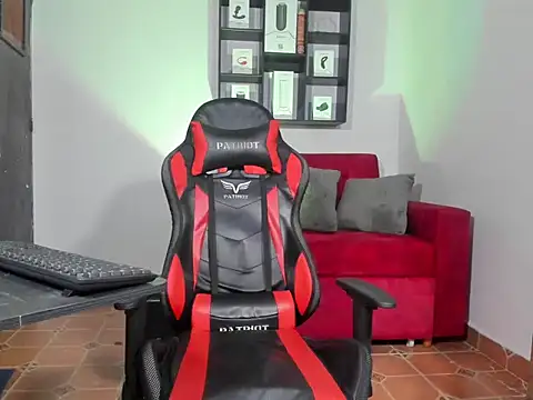 Snapshot of dereckgreen chatting on 03/20/25, 04:53 dereckgreen online show from 03/20/25, 04:53