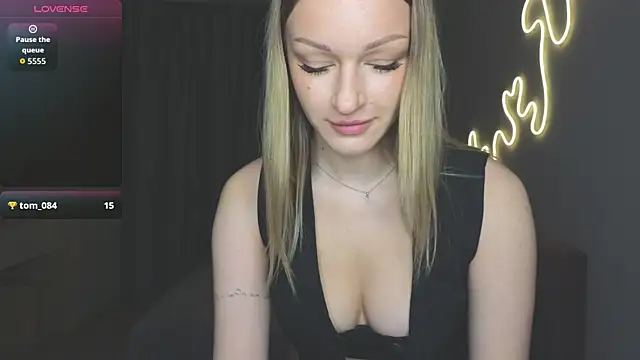 MargaretSweet1 online show from 04/04/26, 12:20