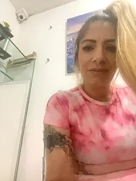 viktoria davis  online show from 09/16/25, 12:33