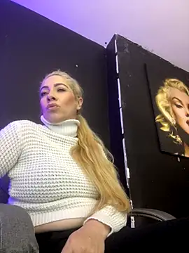 viktoria davis  online show from 10/10/25, 10:53