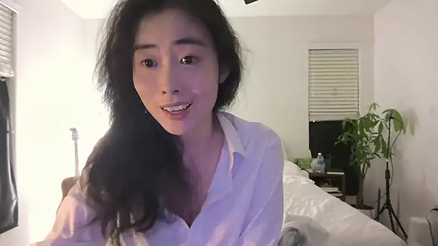 ha888we online show from 03/04/25, 04:38