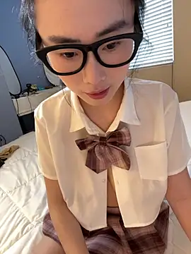 ha888we online show from 10/10/25, 04:06