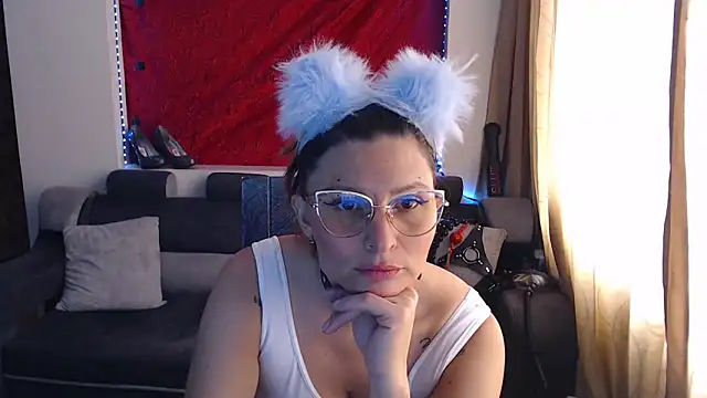 Snapshot of sachaclinford chatting on 09/30/25, 05:29 sachaclinford online show from 09/30/25, 05:29