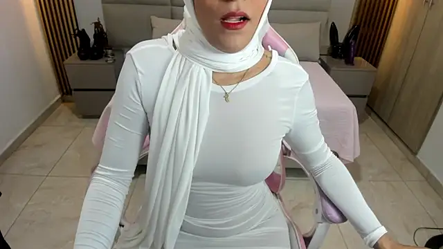 Zulema hamdi online show from 03/02/25, 11:18