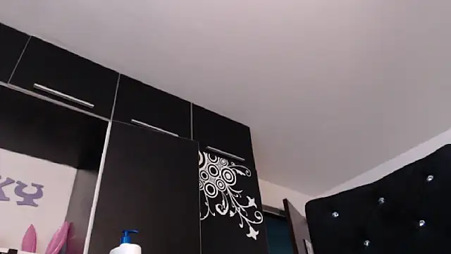 Snapshot of Elsa-bad chatting on 03/10/25, 09:51 Elsa-bad online show from 03/10/25, 09:51