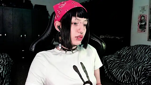 roxy toxic online show from 01/16/26, 12:25