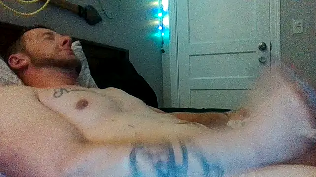 biggzee6 online show from 02/11/25, 06:19