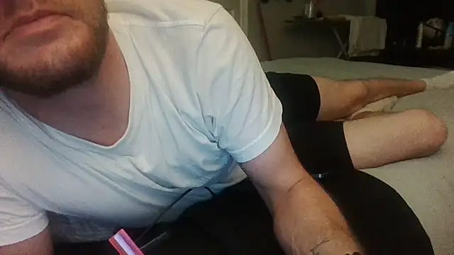 biggzee6 online show from 02/24/25, 05:00