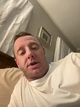 biggzee6 online show from 04/15/26, 07:26