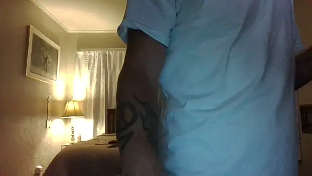Snapshot of biggzee6 chatting on 05/02/26, 09:25 biggzee6 online show from 05/02/26, 09:25