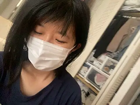 Snapshot of riri_riri_jp chatting on 09/15/25, 06:13 riri riri jp online show from 09/15/25, 06:13